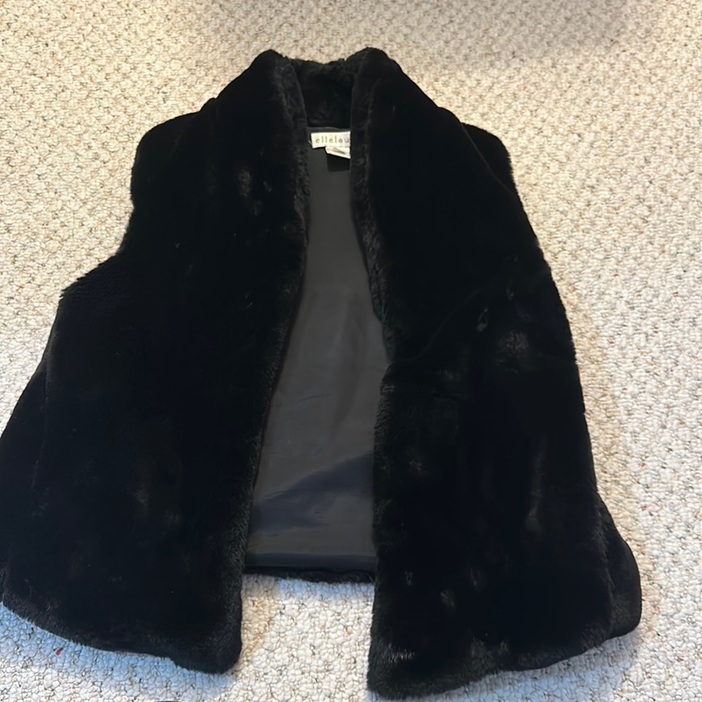 Black Elle lauri faux fur vest